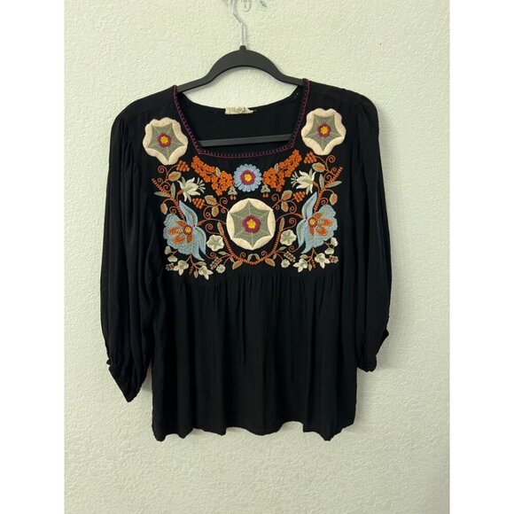 Entro black embroidered blouse women size medium - Picture 1 of 5